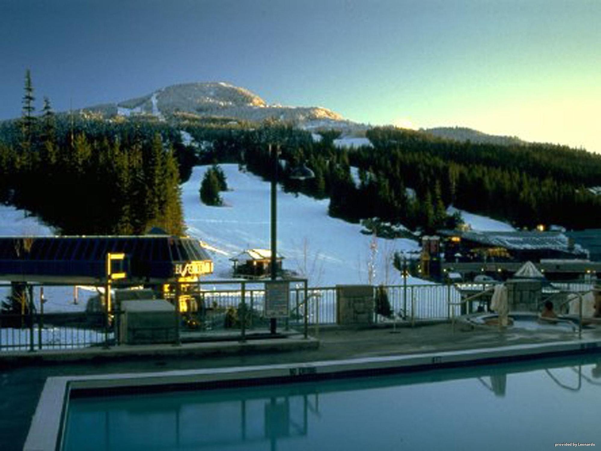 Pan Pacific Whistler Mountainside Hotel Facilidades foto